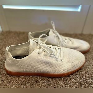 SUAVS THE ZILKER GUM -WHITE